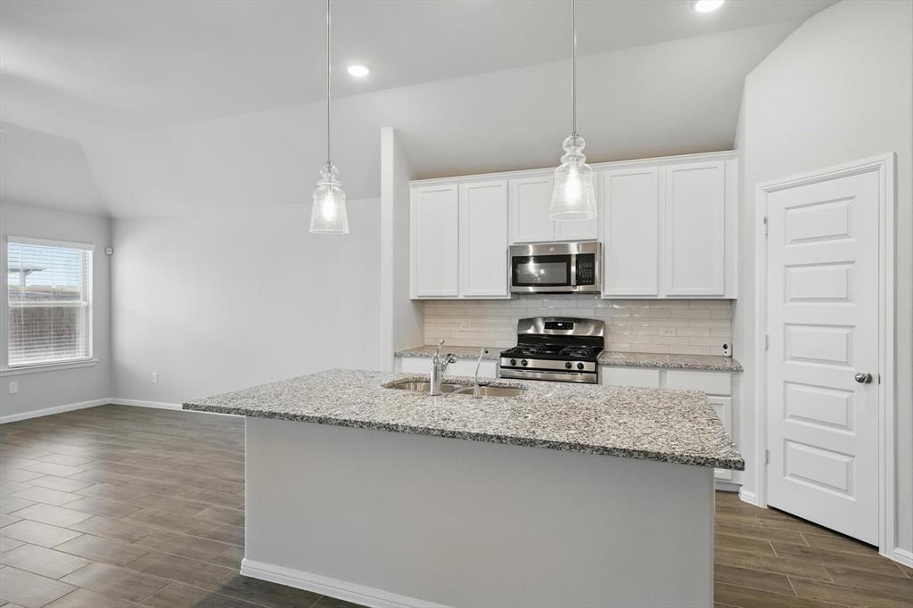 13073 Yellowstone Way