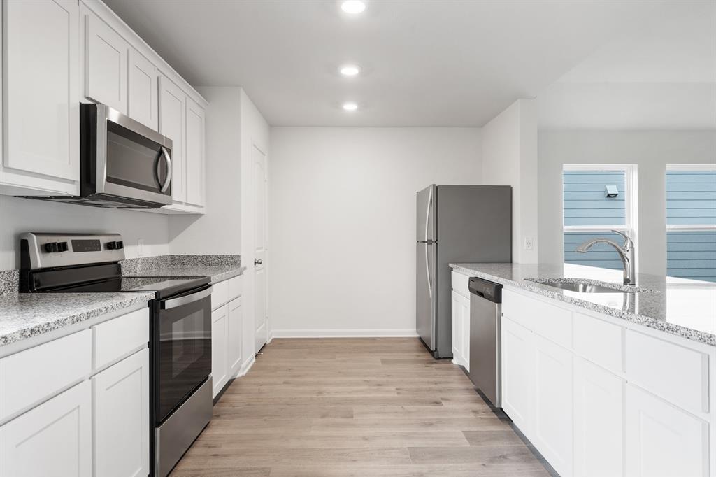 Delano Estates - Residential Lease