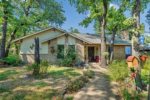 5905 Shamrock Drive Arlington TX 76016