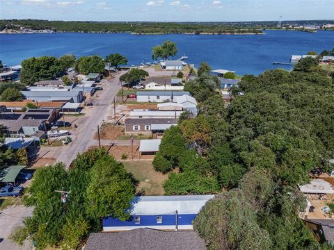 6525 Blue Water Court Granbury TX 76049