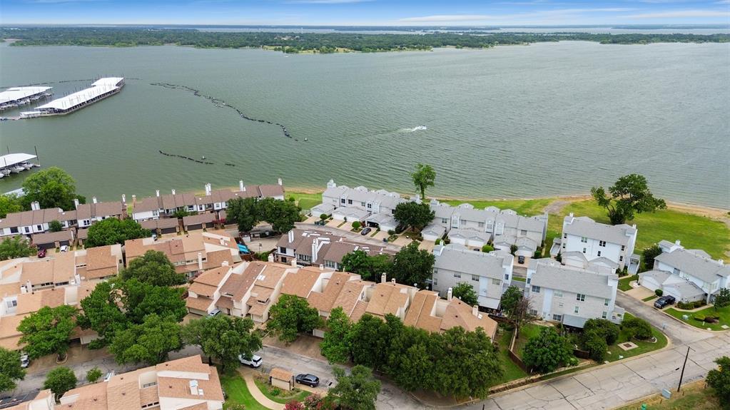 26 Oakbrook Drive