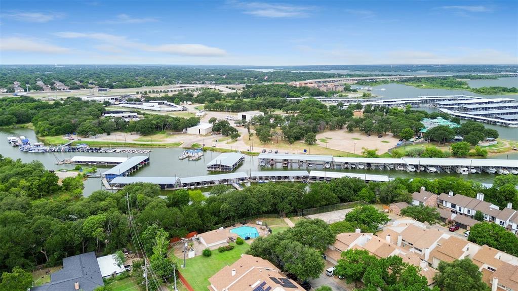 Oakbrook On The Lake - Residential