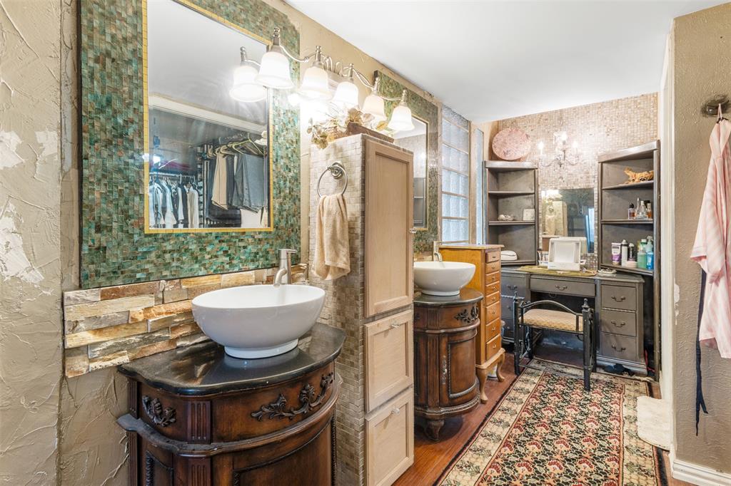 Oakbrook On The Lake - Residential