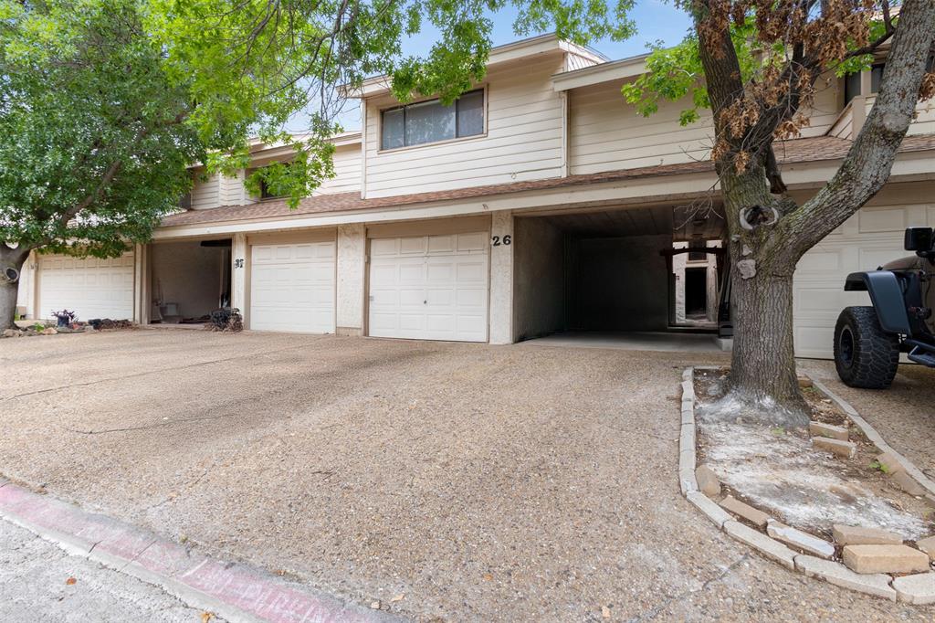 26 Oakbrook Drive