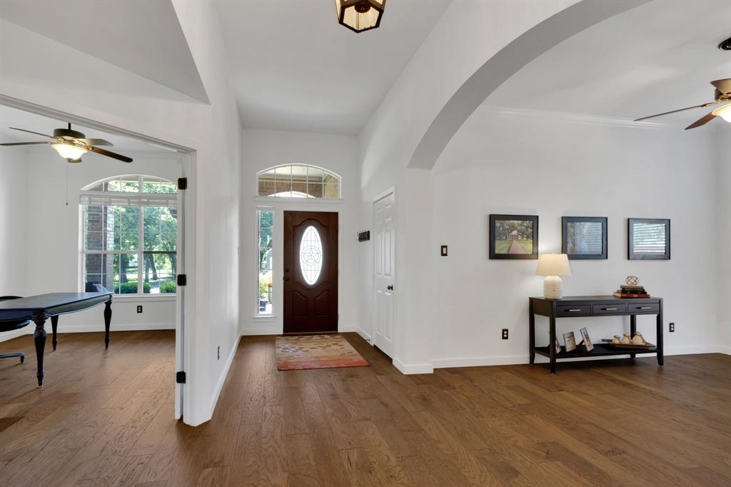 1500 Redwood Crest Lane
