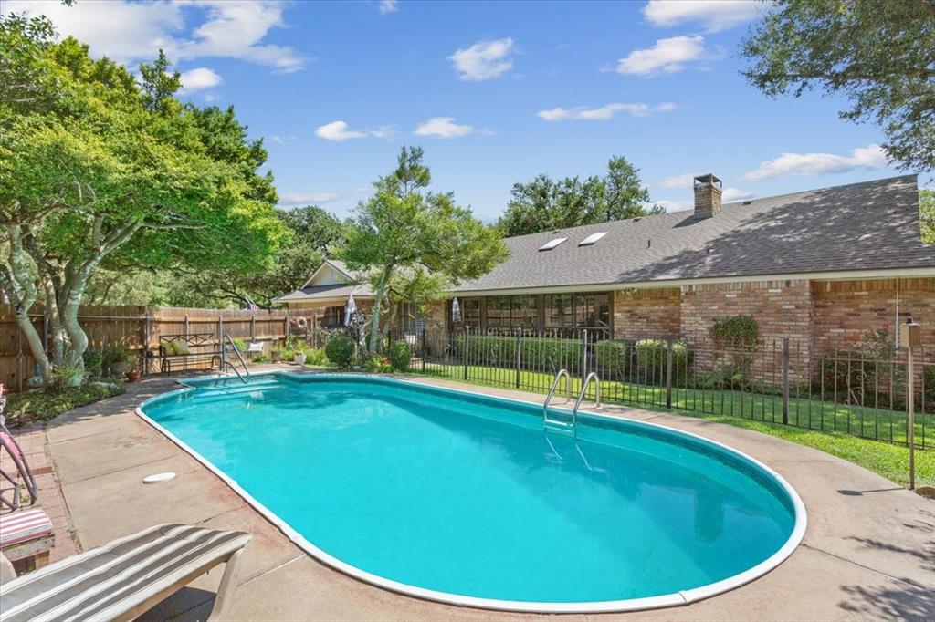 West Woodway Estate - Residential