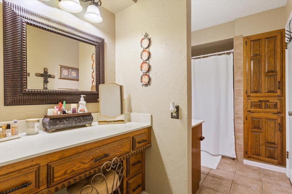 West Woodway Estate - Residential