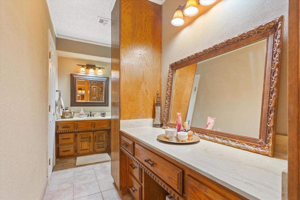 West Woodway Estate - Residential