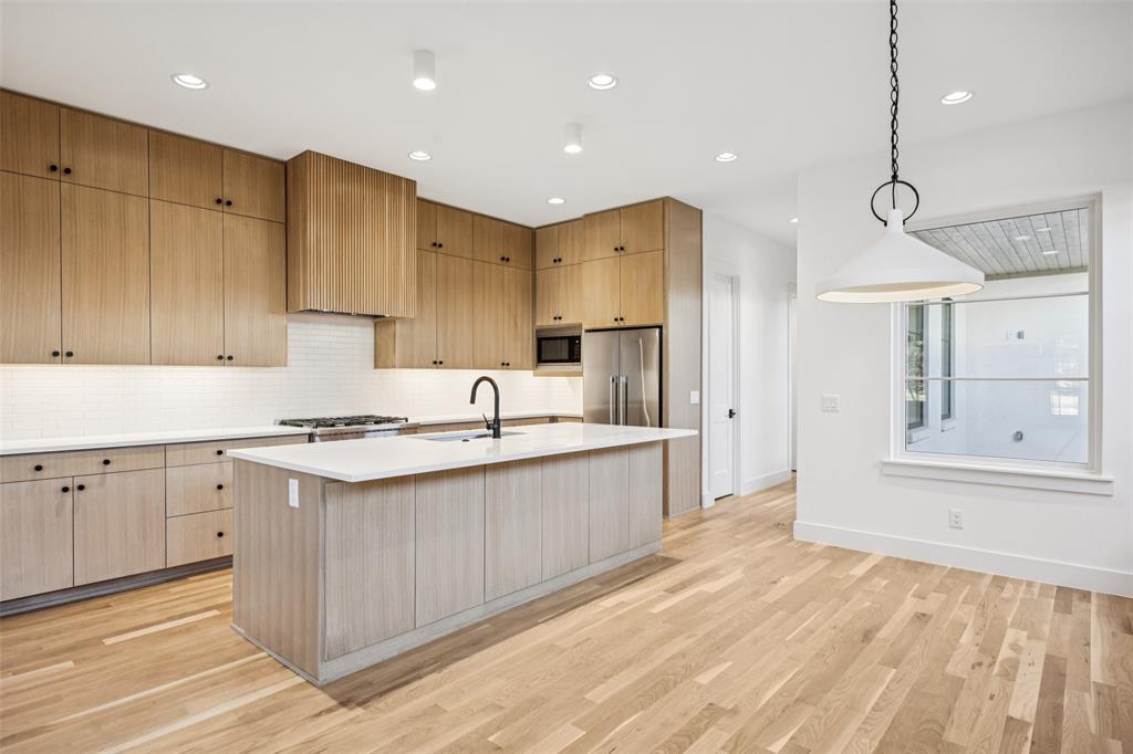 5600 Ellsworth Avenue