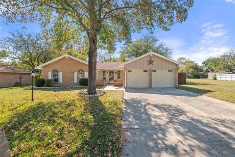 3300 Jamestown Drive Forest Hill TX 76140