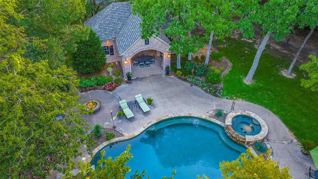 263 E Ridge Road