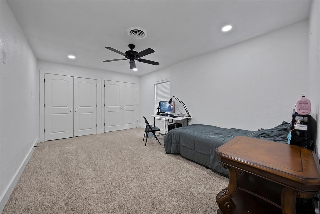 John Baker Sure Abs 17 - Residential