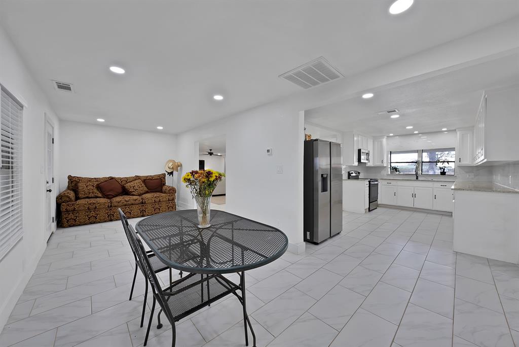 John Baker Sure Abs 17 - Residential