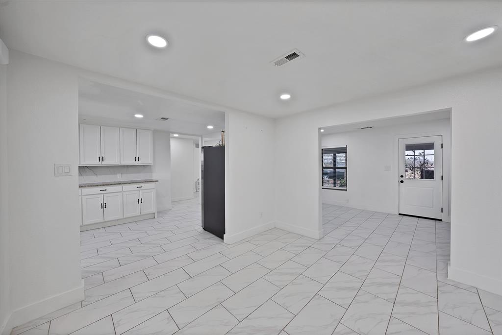 John Baker Sure Abs 17 - Residential