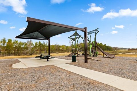 Tiny photo for 625 Majestic Oak Lane, Waxahachie, TX 75165 (MLS # 21101596)