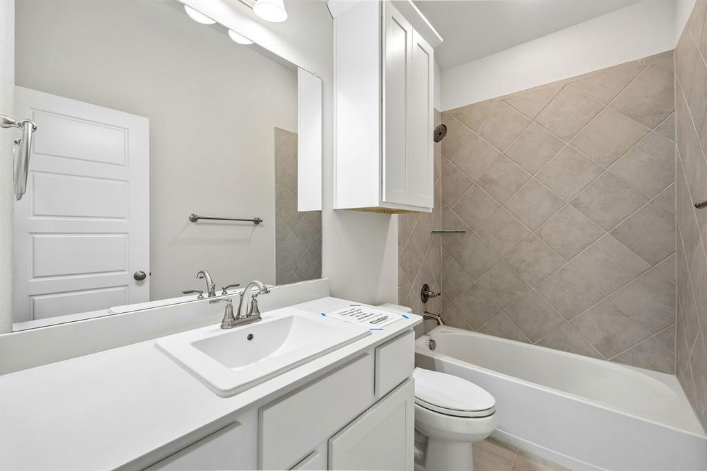 Oaks of North Grove - Residential