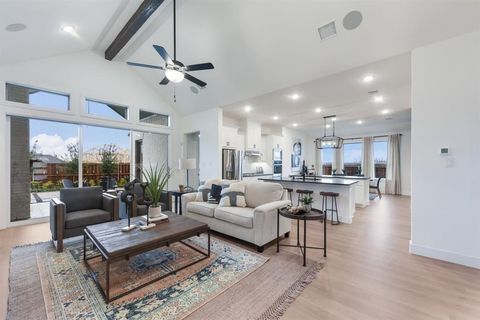 Tiny photo for 625 Majestic Oak Lane, Waxahachie, TX 75165 (MLS # 21101596)