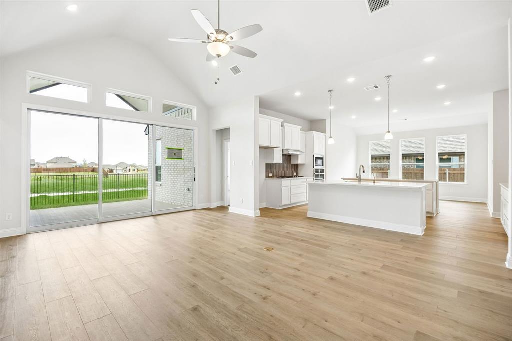 Oaks of North Grove - Residential