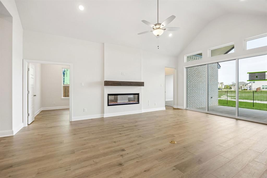 Oaks of North Grove - Residential