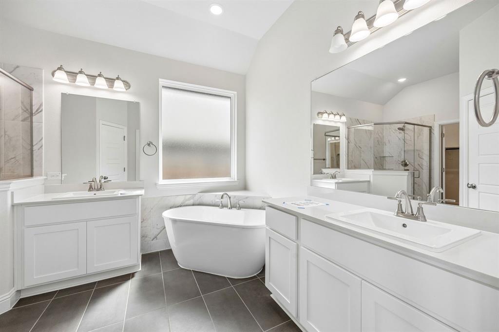 Oaks of North Grove - Residential