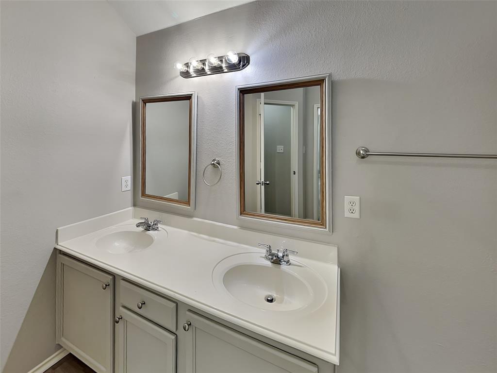 Country Meadows Add Ph 2 - Residential Lease