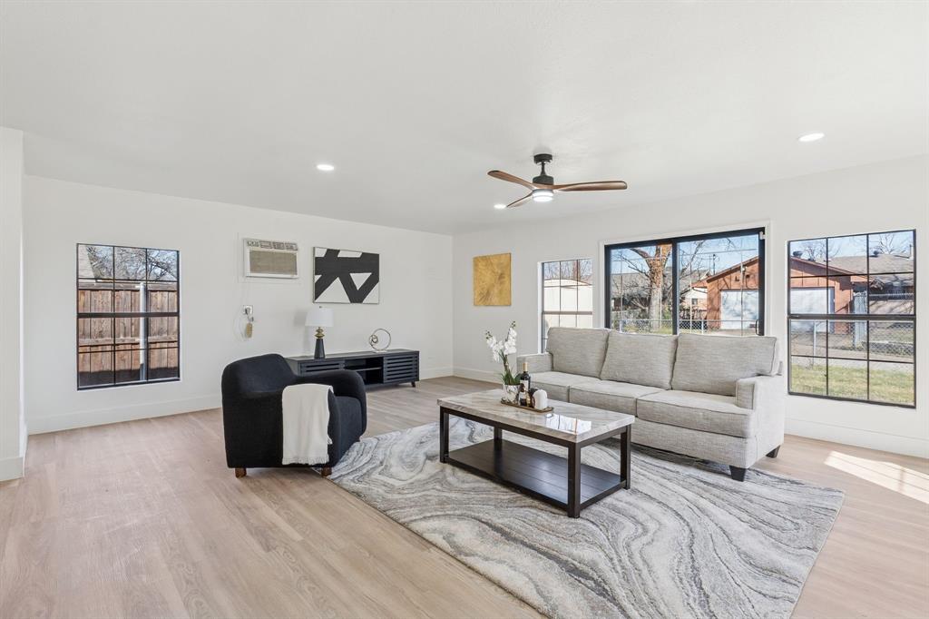 Oak Park Estates - Residential