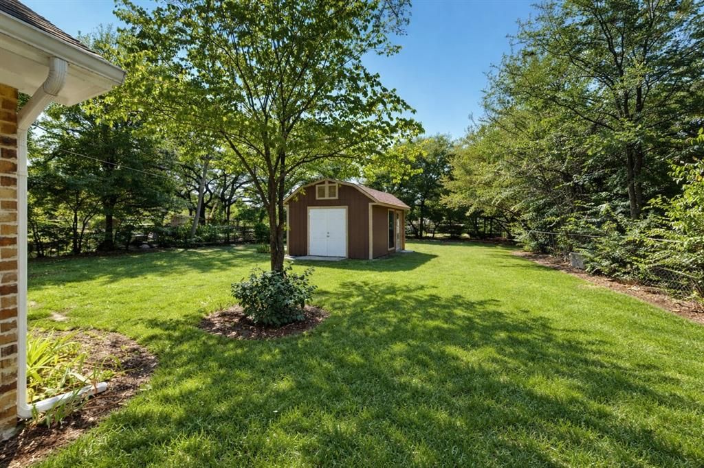 Photo of 7129 Payte Lane, North Richland Hills, TX 76182 (MLS # 21208471)