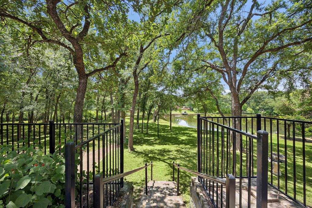 939 Garnet Cove
