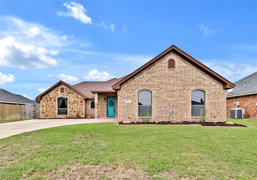 1813 Roadrunner Drive
