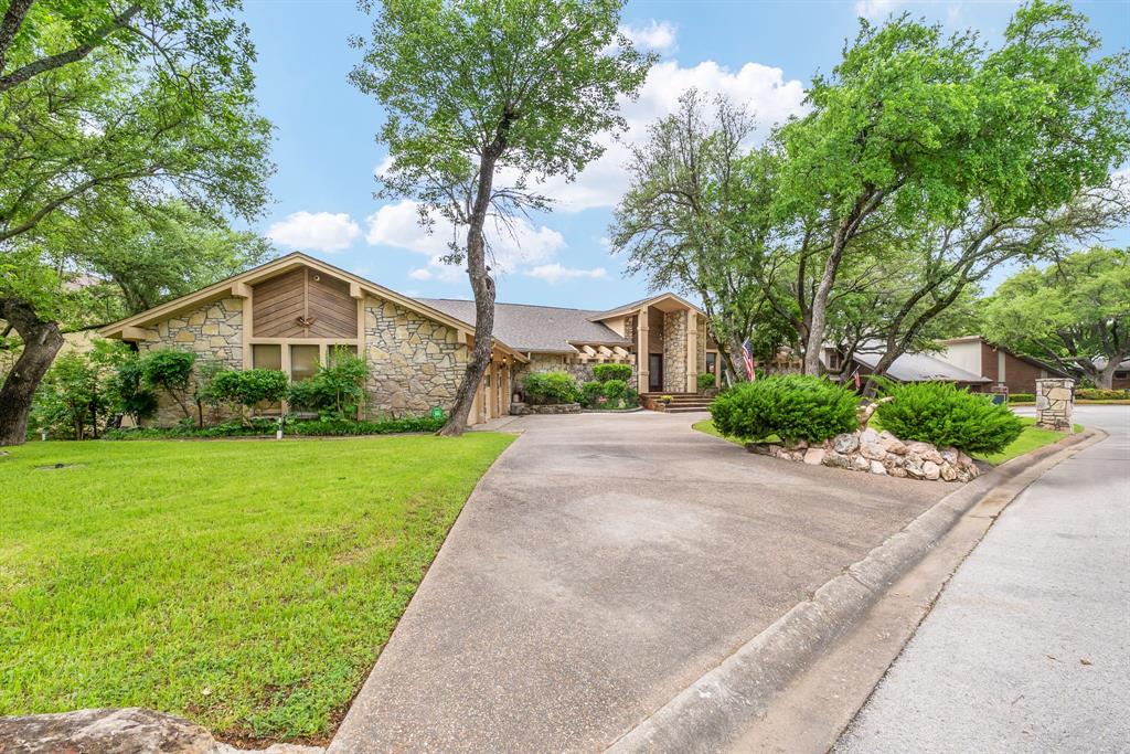 7909 Woodharbor Drive