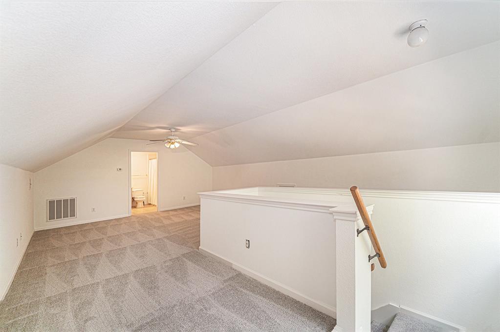 Villas on the Bluff - Residential