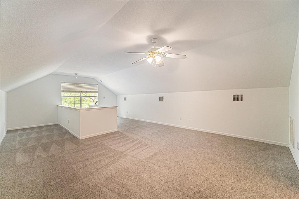 Villas on the Bluff - Residential