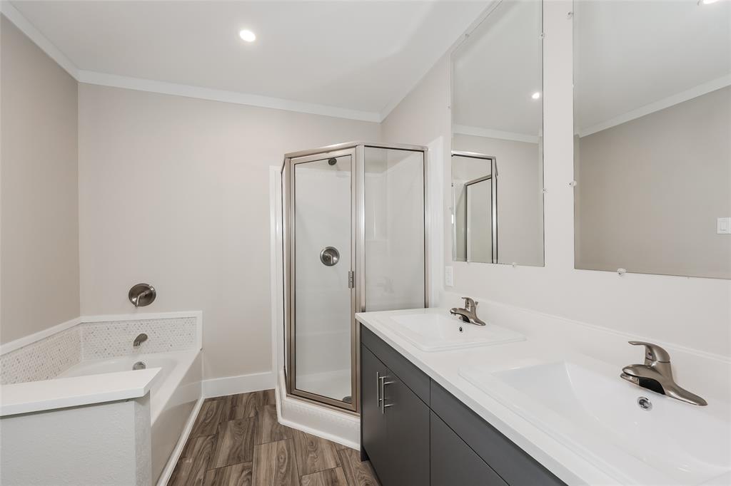 Home Gardens 02 - Residential Lease