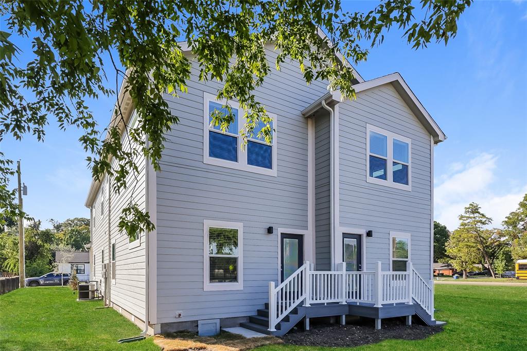 Home Gardens 02 - Residential Lease