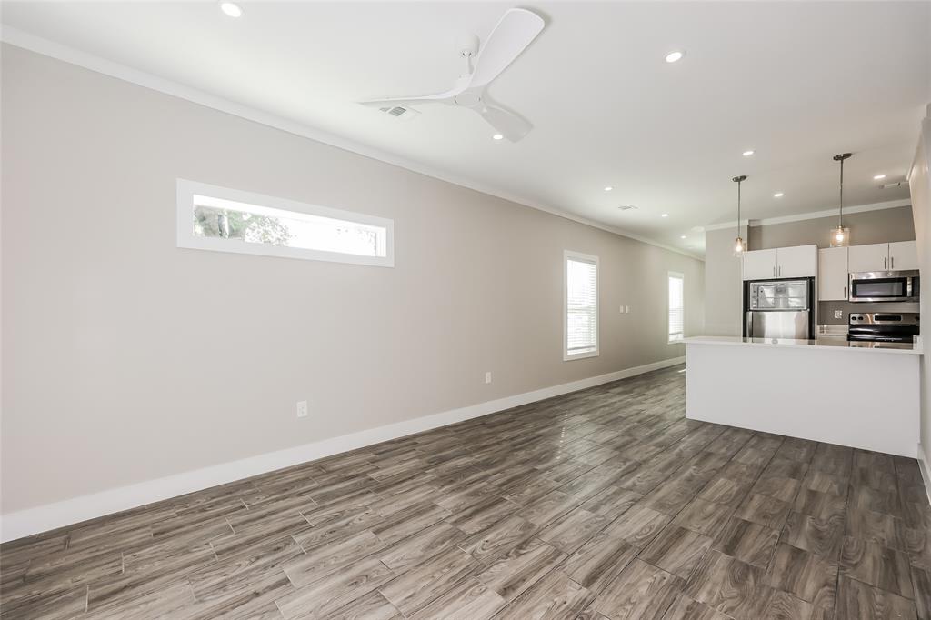 Home Gardens 02 - Residential Lease