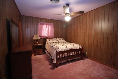 Tiny photo for 1621 W Main Street, Munday, TX 76371 (MLS # 21100534)