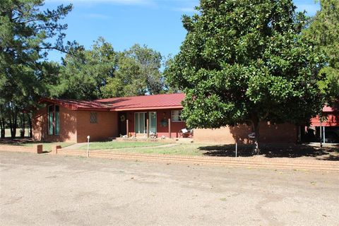 Tiny photo for 1621 W Main Street, Munday, TX 76371 (MLS # 21100534)