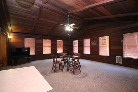 Tiny photo for 1621 W Main Street, Munday, TX 76371 (MLS # 21100534)