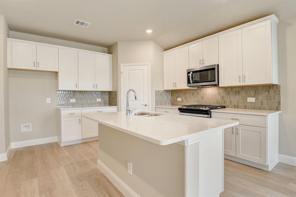 MLS: 20883506