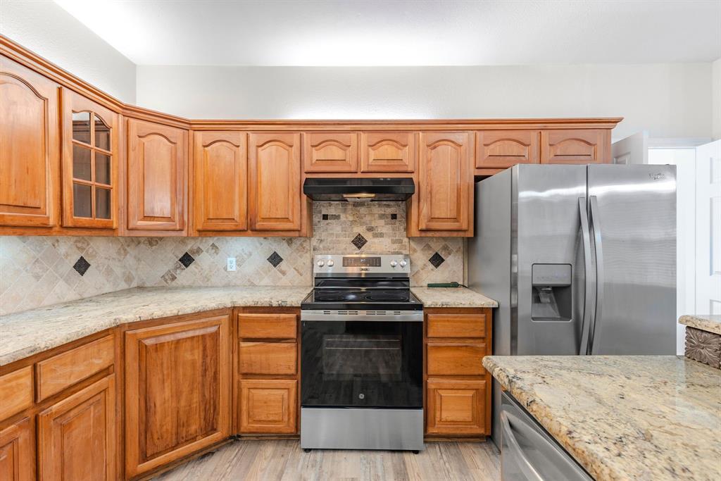 A0694 MOONEY WILLIAM,TRACT 1-6B & 7, ACRES 3.0 - Residential