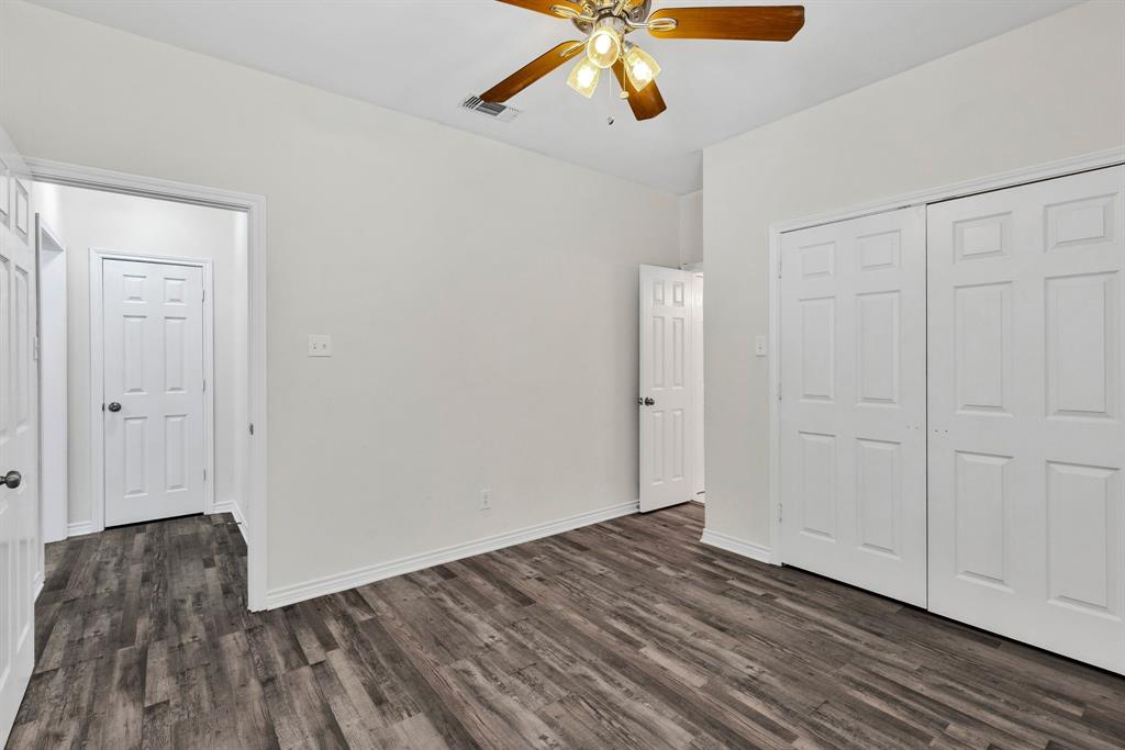 A0694 MOONEY WILLIAM,TRACT 1-6B & 7, ACRES 3.0 - Residential