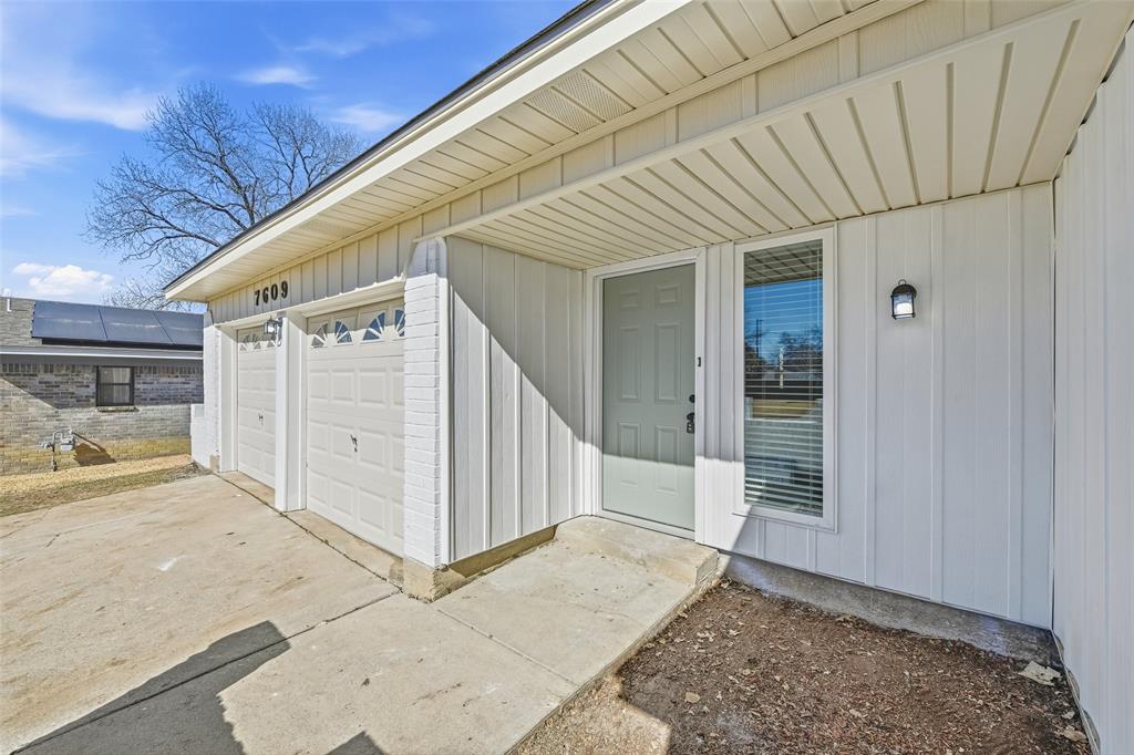 7609 N Richland Boulevard