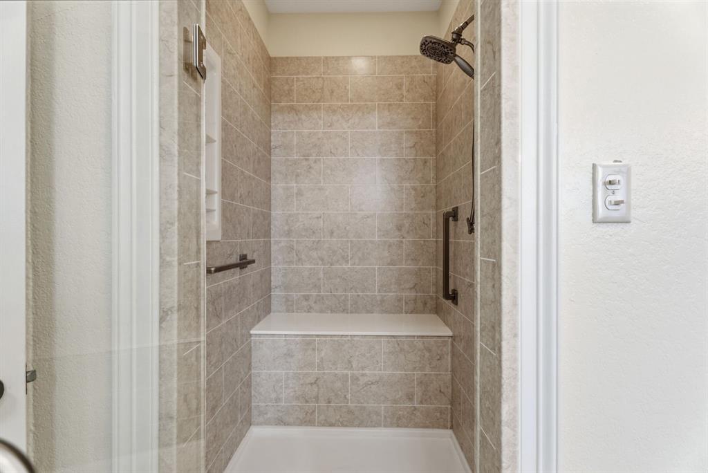 Cherokee Cove Sub Lake Palesti - Residential