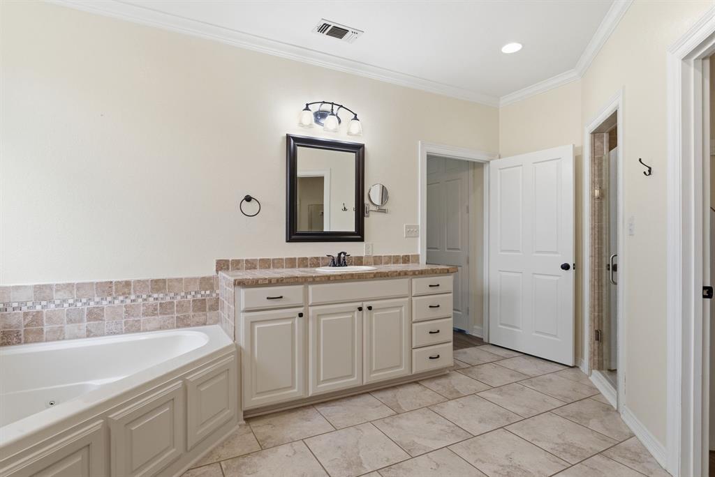 Cherokee Cove Sub Lake Palesti - Residential