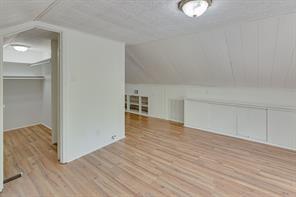 HOUSTONS A J - Residential Lease