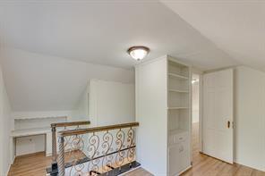 HOUSTONS A J - Residential Lease