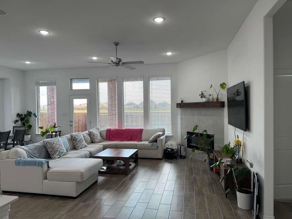 BRIDGEWATER PHASE 7A - Residential Lease