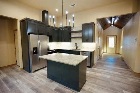 Photo of 320 Summit Drive, Mineral Wells, TX 76067 (MLS # 21360681)