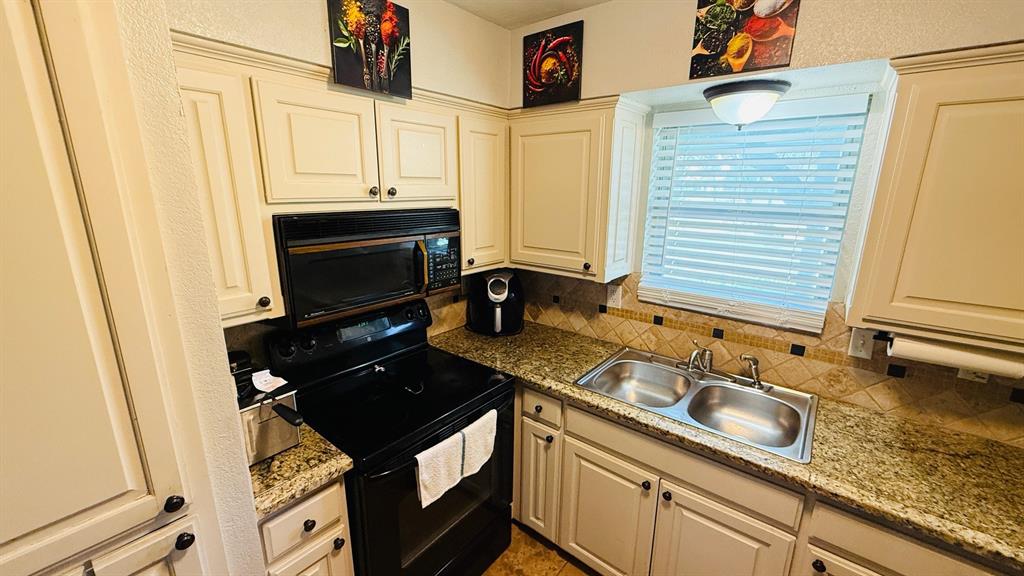 Gatewood 03 - Residential