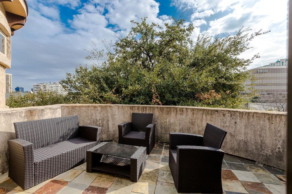 Sterling Bowser - Residential Lease